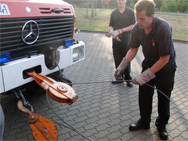 Feste Rolle, lose Rolle, Hebelgesetz - auch Physik gehört zur Ausbildung dazu.